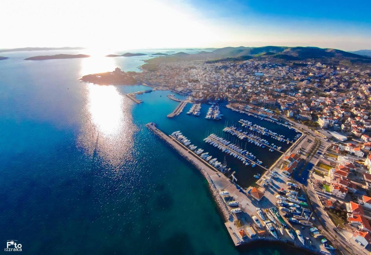 Apartmani Gabriella Vodice Exteriér fotografie