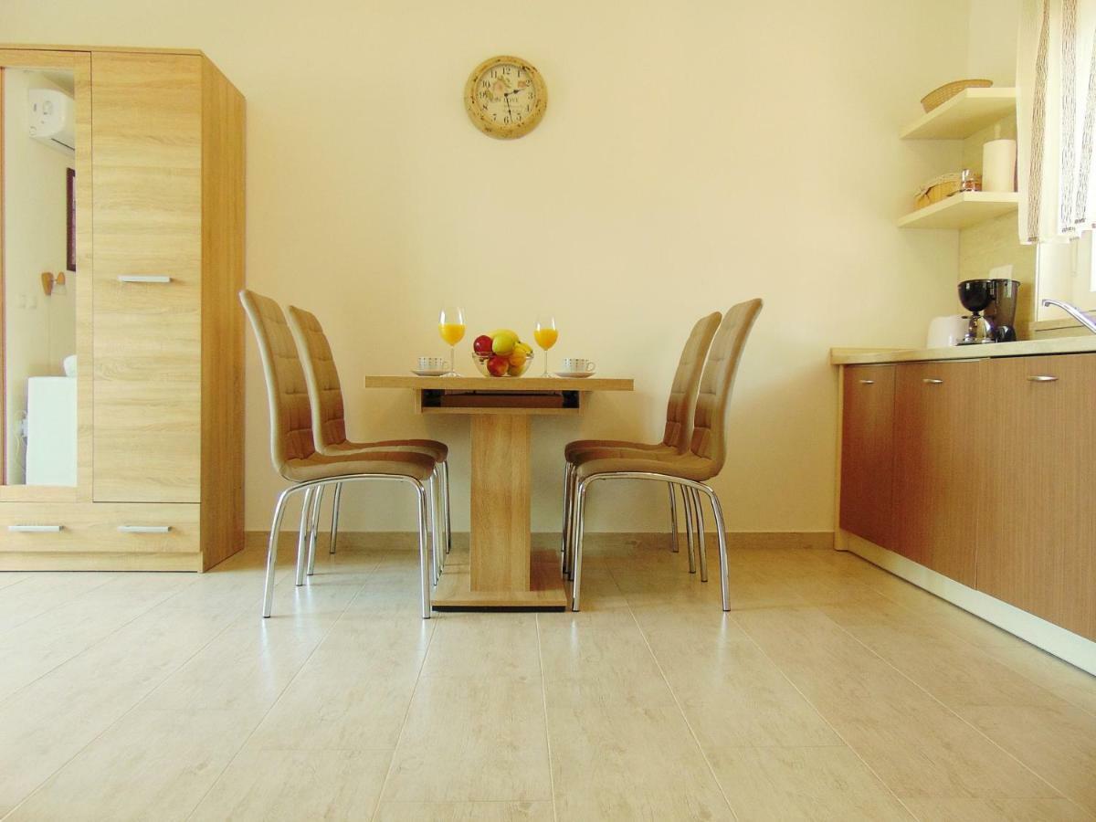 Apartmani Gabriella Vodice Exteriér fotografie