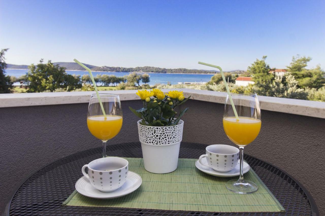 Apartmani Gabriella Vodice Exteriér fotografie
