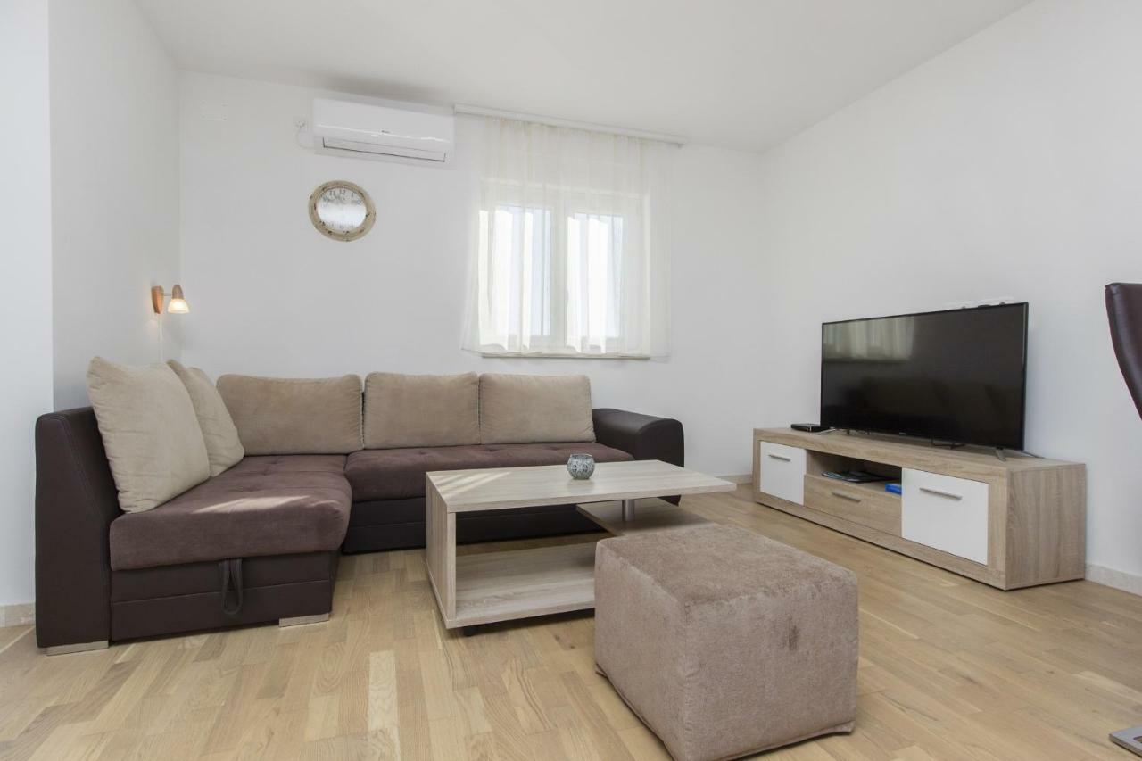 Apartmani Gabriella Vodice Exteriér fotografie