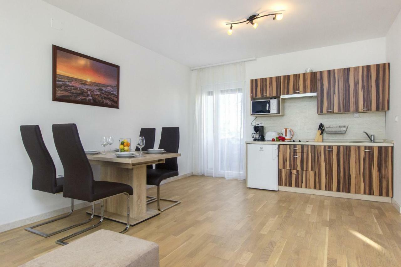 Apartmani Gabriella Vodice Exteriér fotografie