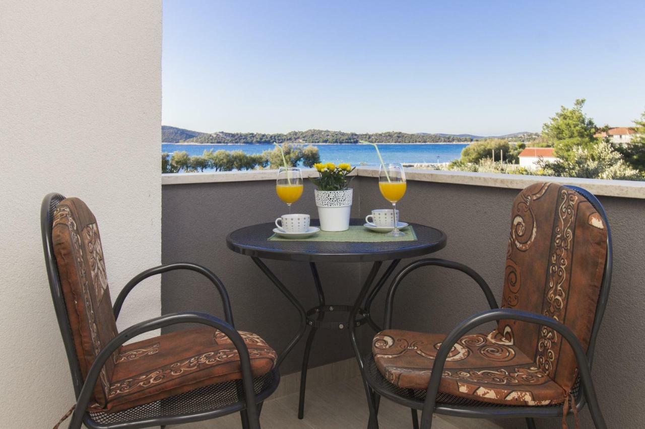 Apartmani Gabriella Vodice Exteriér fotografie