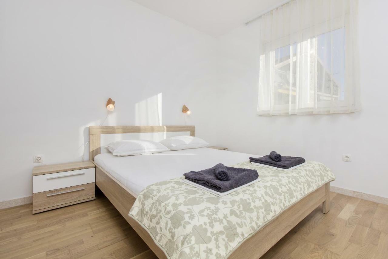 Apartmani Gabriella Vodice Exteriér fotografie