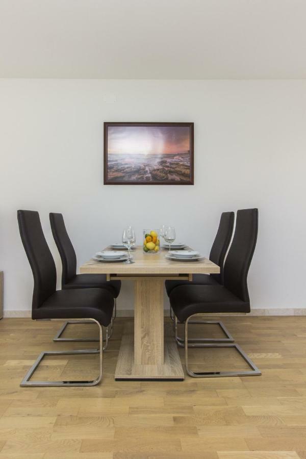 Apartmani Gabriella Vodice Exteriér fotografie