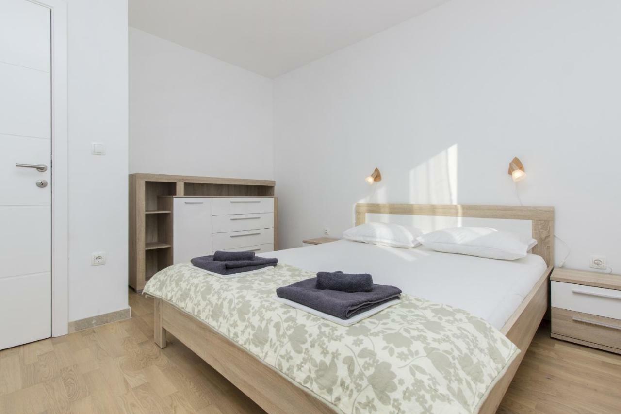 Apartmani Gabriella Vodice Exteriér fotografie