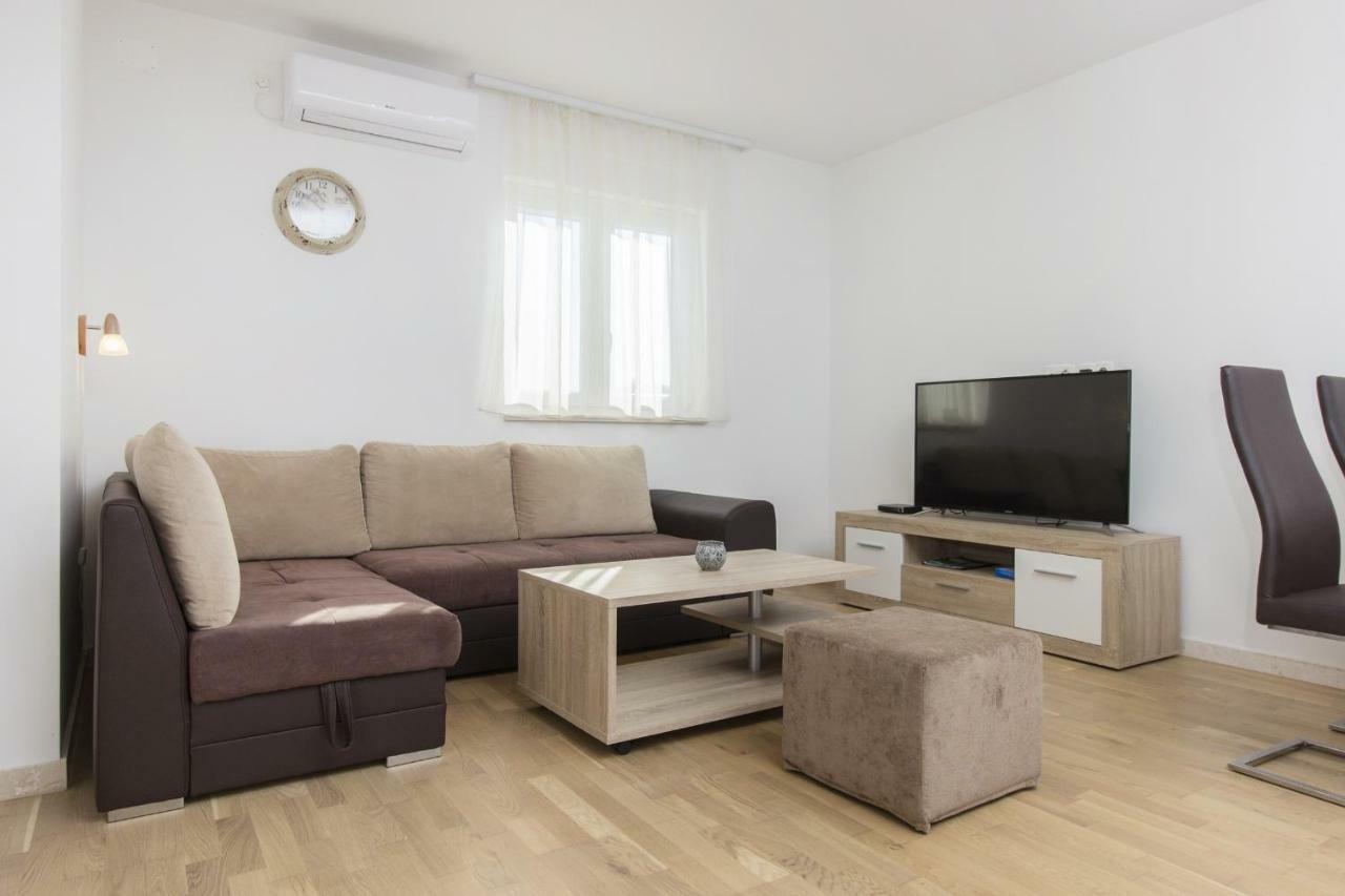 Apartmani Gabriella Vodice Exteriér fotografie