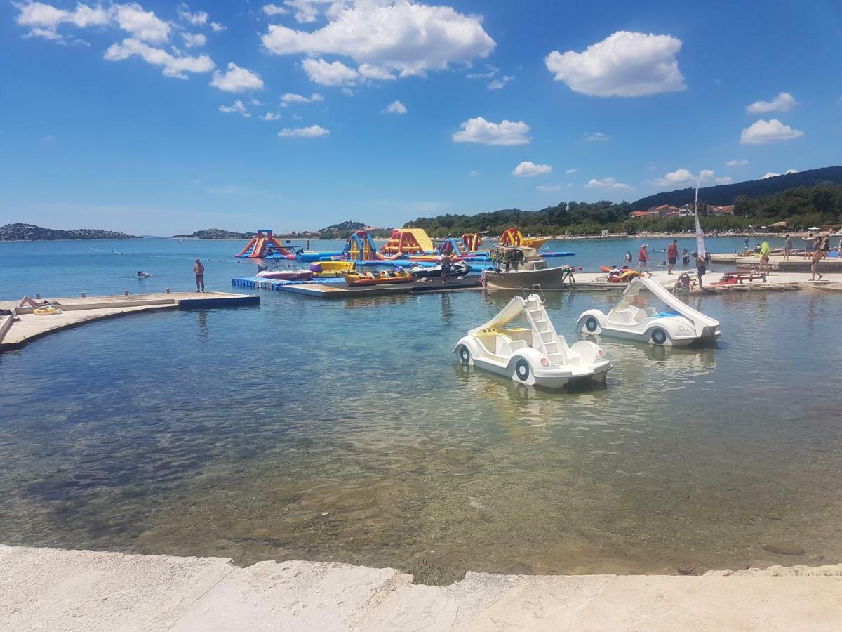 Apartmani Gabriella Vodice Exteriér fotografie